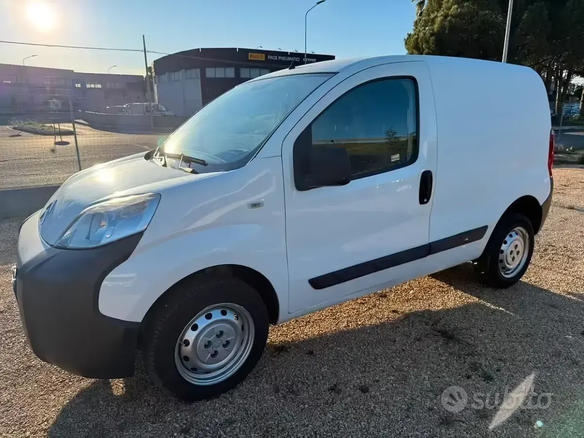Usata Citroën Nemo 68 CV (50 kW) 2010 Bianco Monovolume