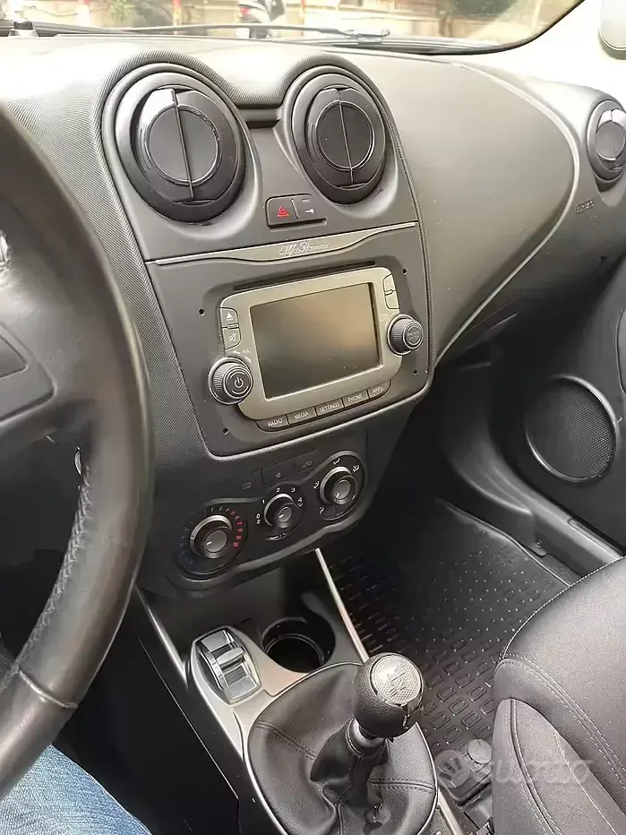 Usata Alfa Romeo MiTo 95 CV (69 kW) 2017 Nero Utilitaria