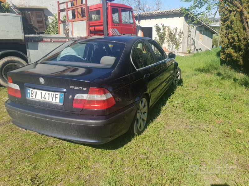 Usato 2001 BMW 330 2.9 Diesel 184 CV (2.500 €)