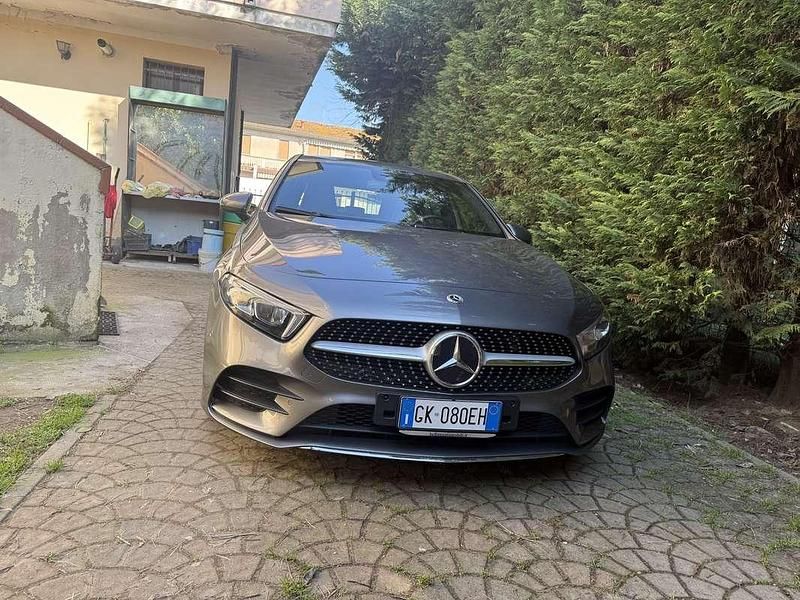 Usata Mercedes A180 Premium 116 CV (85 kW) 2022 Berlina