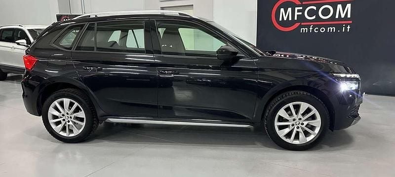 Usata Skoda Kamiq Style 110 CV (80 kW) 2022 Nero SUV