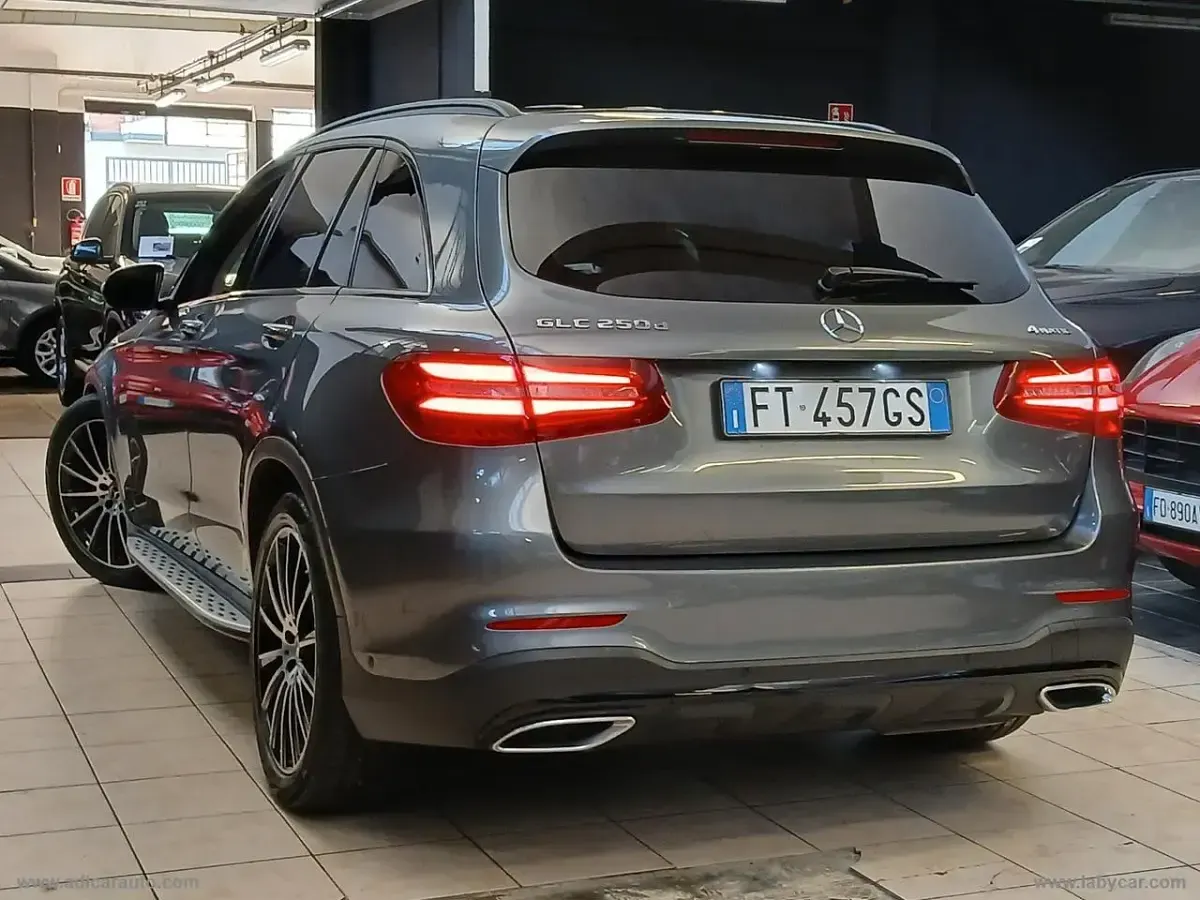 Usata Mercedes GLC250 Edition 204 CV (150 kW) 2019 Grigio SUV