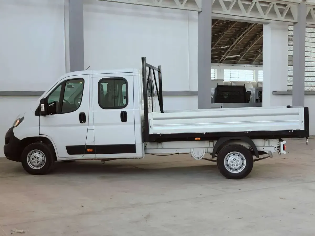Usata Peugeot Boxer 140 CV (102 kW) 2022 Bianco Furgone