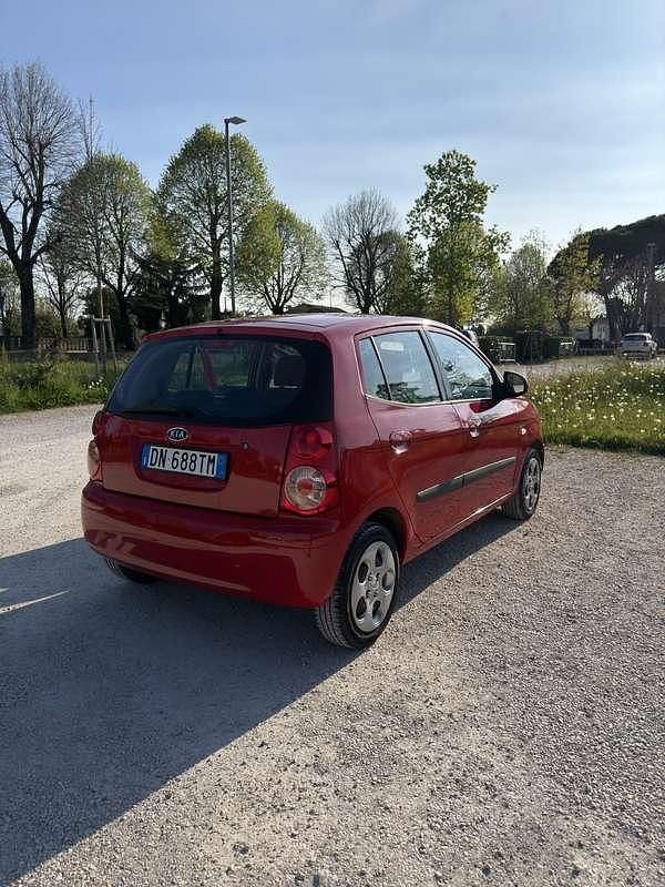 Usata Kia Picanto LX 60 CV (44 kW) 2008 Utilitaria