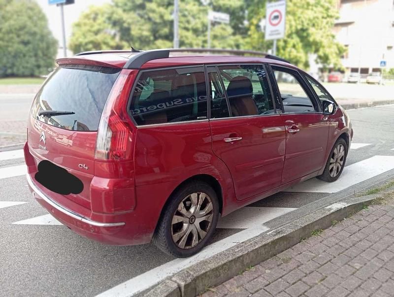 Usata Citroën Grand C4 Picasso Exclusive 111 CV (81 kW) 2012 Rosso Monovolume