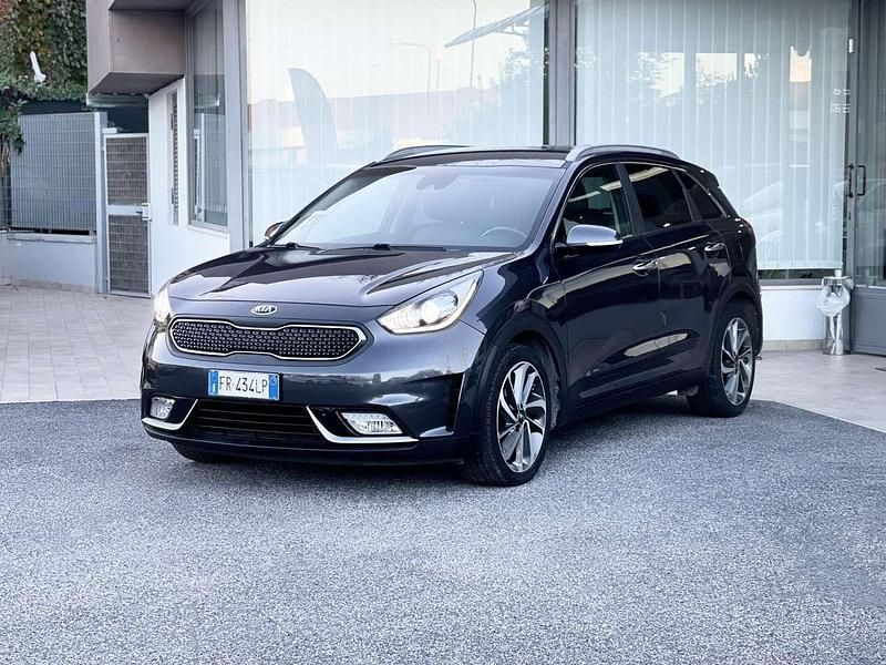 Usata Kia Niro 105 CV (77 kW) 2018 Grigio SUV