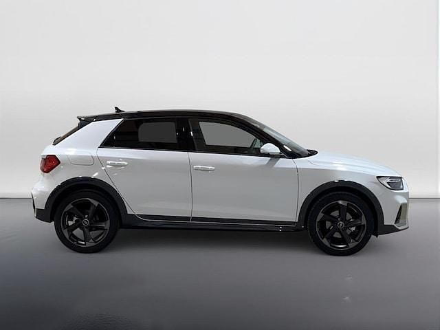 Usata Audi A1 Business 116 CV (85 kW) 2025 Bianco ghiacciaio metallizzato nero mito metallizz Berlina