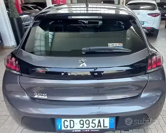 Usata Peugeot 208 101 CV (74 kW) 2020 Grigio Utilitaria