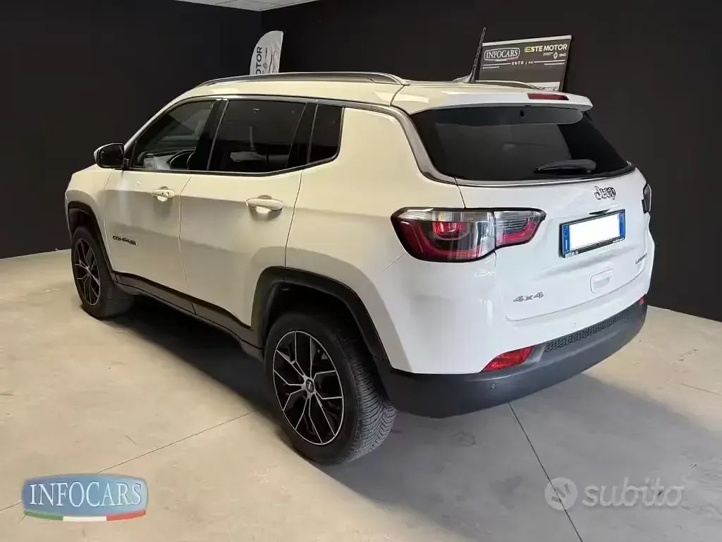 Usata Jeep Compass Limited 140 CV (102 kW) 2018 Bianco SUV