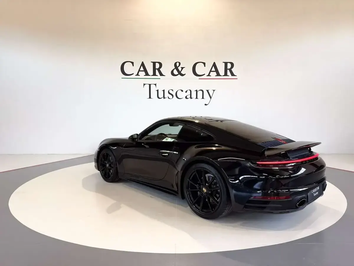 Usata Porsche 911 Carrera 385 CV (283 kW) 2020 Nero Coupé