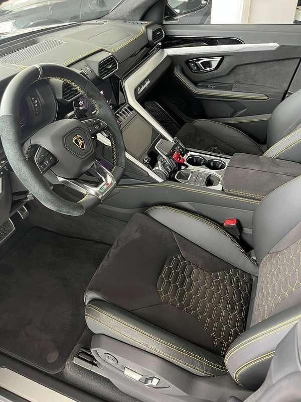 Usata Lamborghini Urus 650 CV (478 kW) 2022 SUV