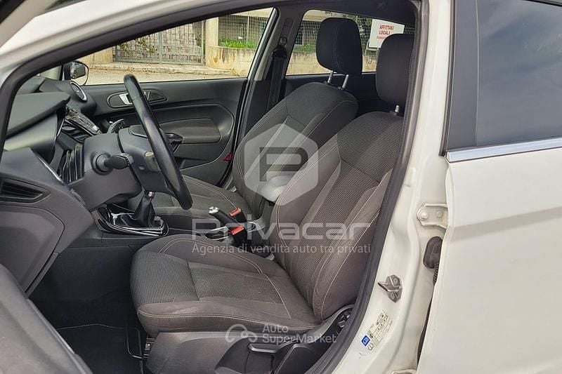 Usata Ford Fiesta Business Edition 75 CV (55 kW) 2016 Bianco Berlina