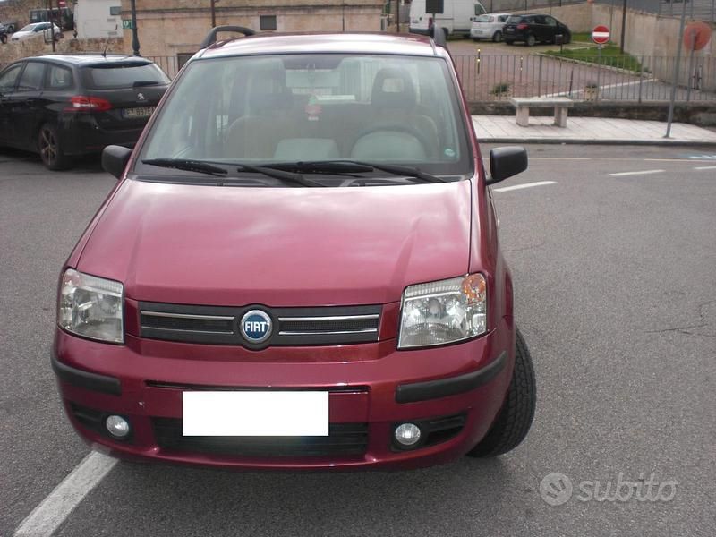 Usata Fiat Panda 60 CV (44 kW) 2004 Rosso Utilitaria