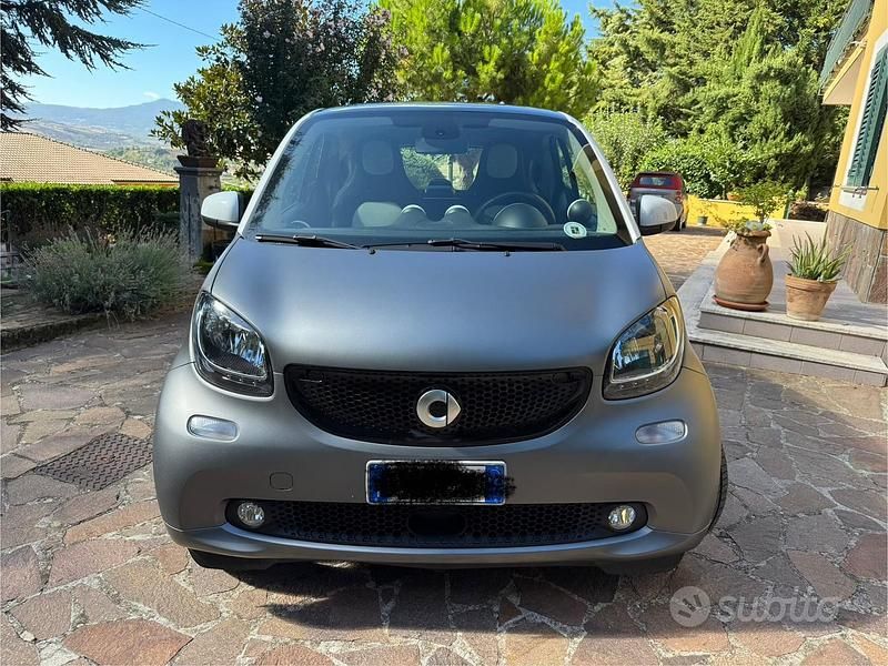Usata Smart ForTwo Coupé 90 CV (66 kW) 2018 Utilitaria