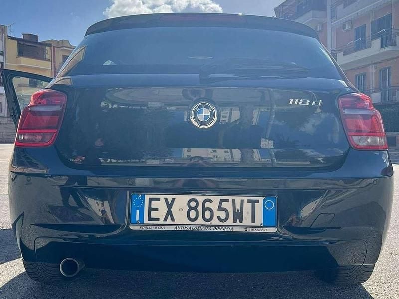 Usata BMW 118 143 CV (105 kW) 2015 Nero Utilitaria