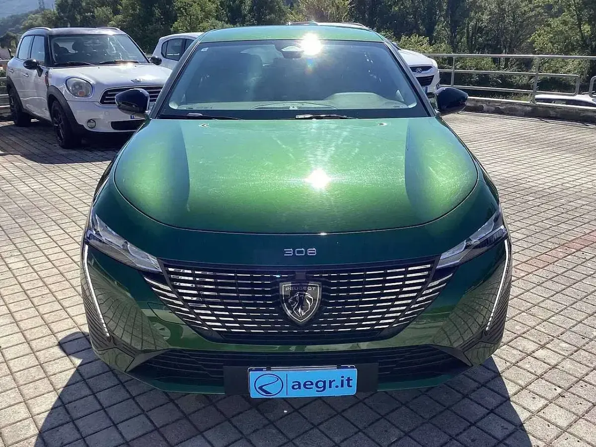 Usata Peugeot 308 Allure 131 CV (96 kW) 2022 Verde Berlina