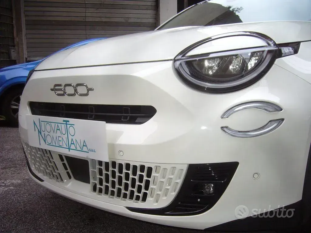 Usata Fiat 600 La Prima 101 CV (74 kW) 2025 Bianco SUV