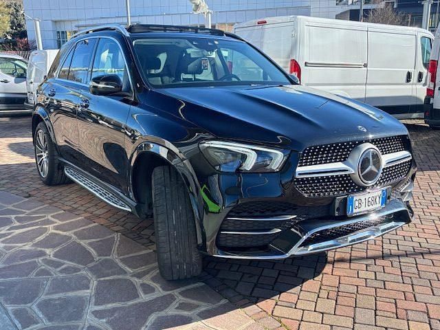 Usata Mercedes GLE300 Premium 245 CV (180 kW) 2020 Nero SUV
