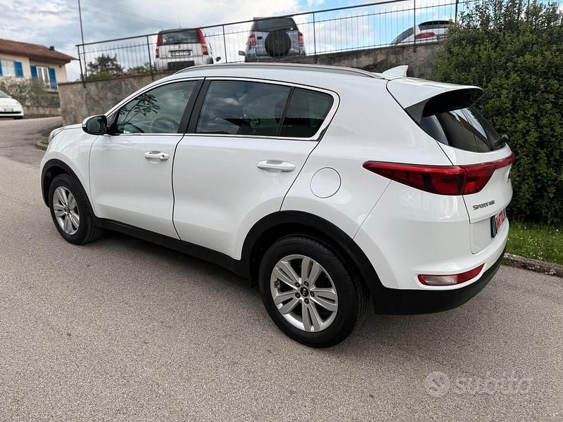 Usata Kia Sportage 116 CV (85 kW) 2017 Bianco SUV