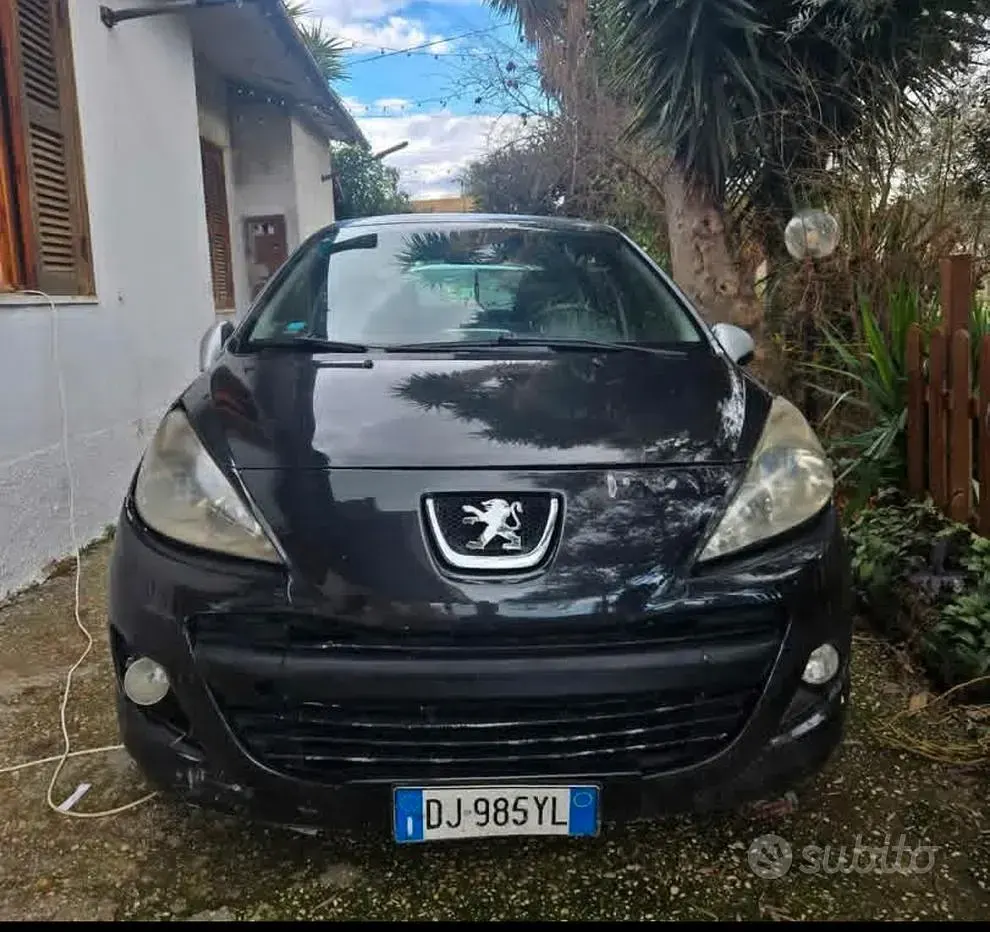 Usata Peugeot 207 73 CV (53 kW) 2007 Nero Berlina