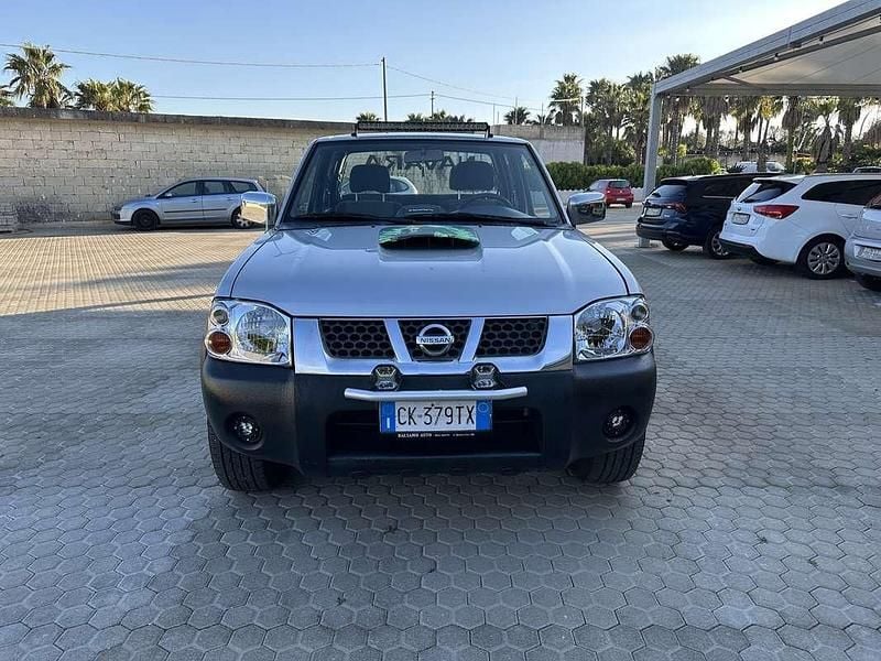 Usata Nissan Navara 131 CV (96 kW) 2002 Pick-up