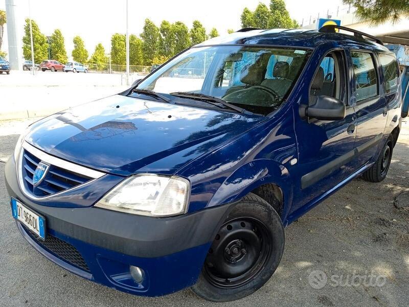 Usato 2008 Dacia Logan MCV 1.4 Benzin 75 CV (1.950 €)