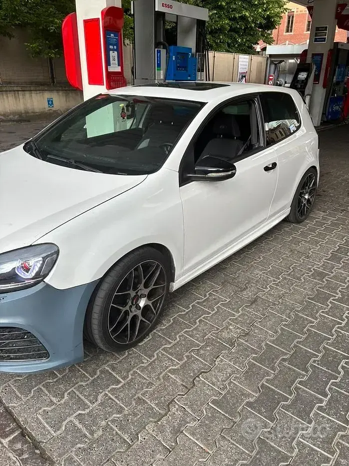 Usata VW Golf R-line 160 CV (117 kW) 2010 Bianco Coupé