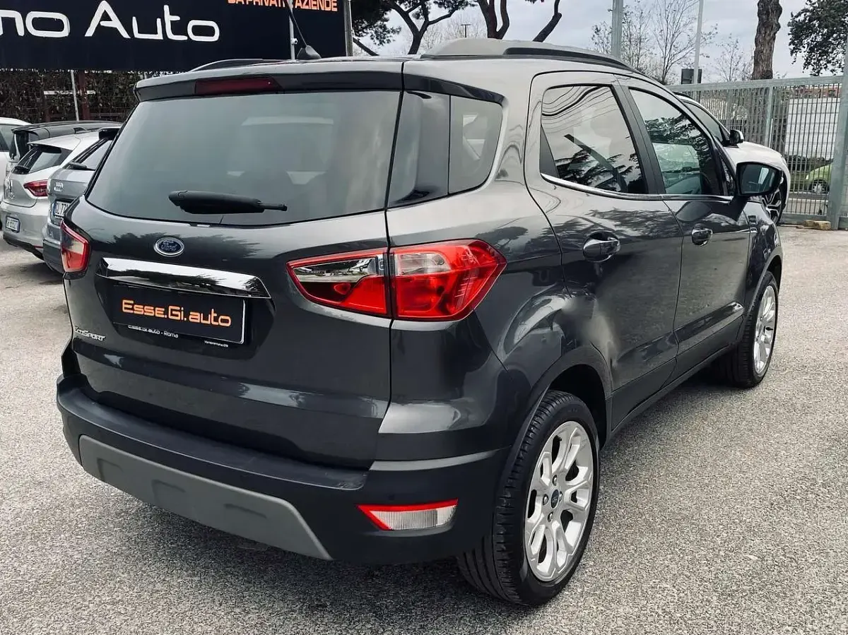Usata Ford Ecosport Titanium 125 CV (91 kW) 2022 Grigio SUV