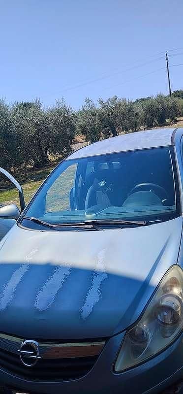 Usata 2009 Opel Corsa Enjoy Coupé | 3000 € (Buon prezzo) - Immagine 1/4