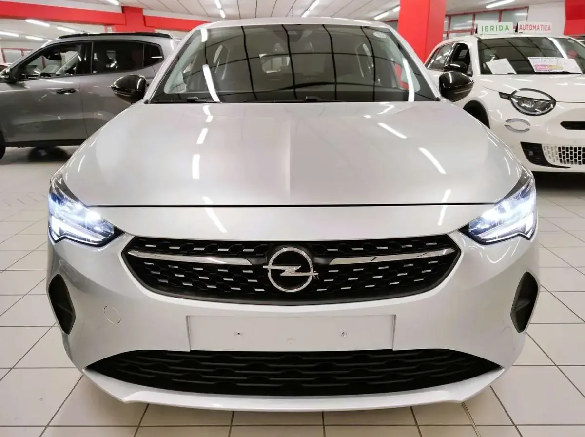 Usata Opel Corsa Edition+ 75 CV (55 kW) 2023 Argento Utilitaria