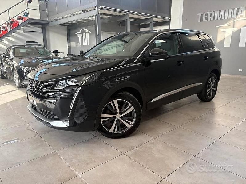 Usata Peugeot 5008 Allure 130 CV (95 kW) 2024 Nero SUV