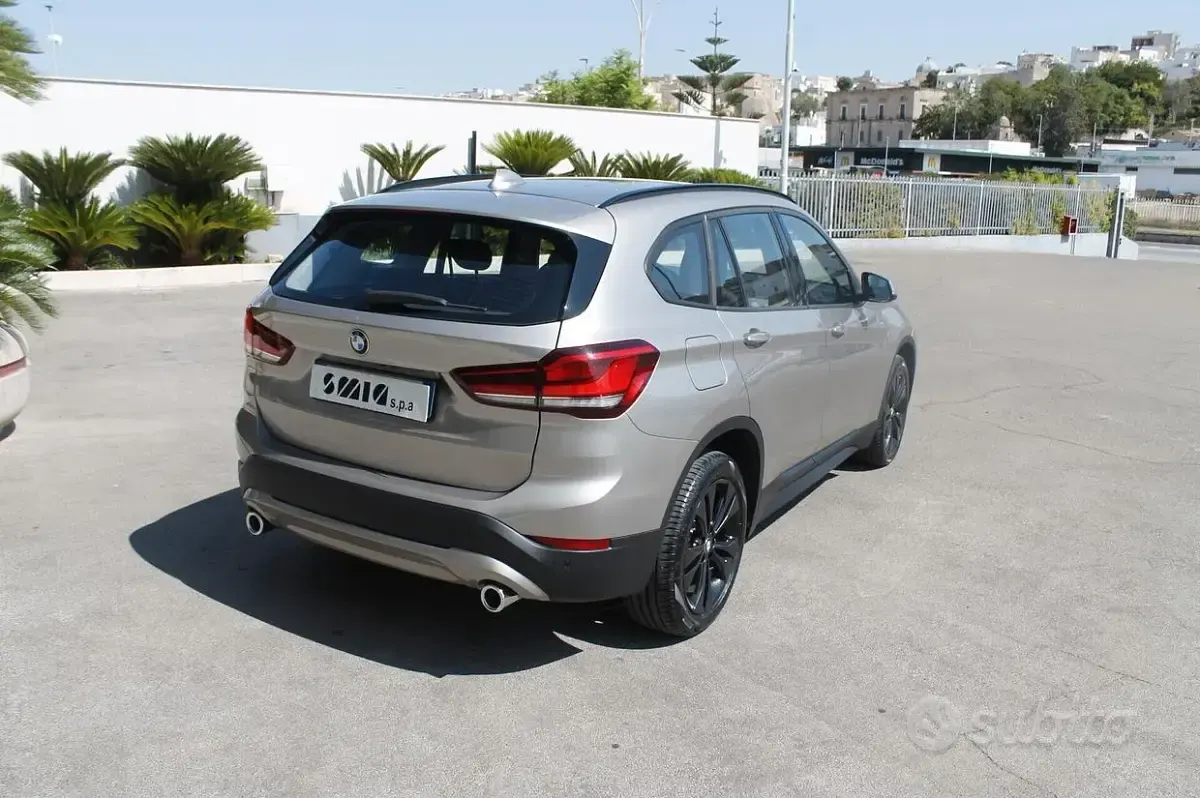 Usata BMW X1 Advantage 150 CV (110 kW) 2022 Giallo SUV
