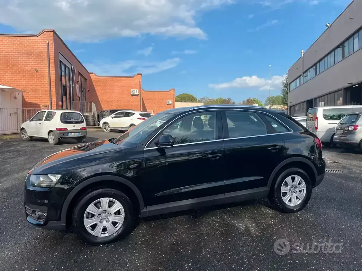 Usata Audi Q3 Advanced 140 CV (102 kW) 2012 Nero SUV