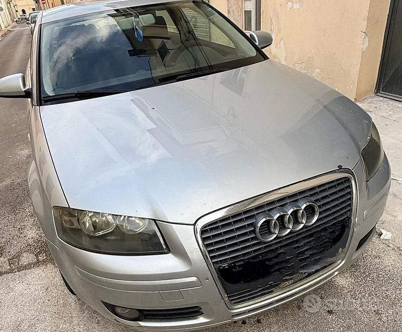 Usata Audi A3 105 CV (77 kW) 2005 Grigio Utilitaria