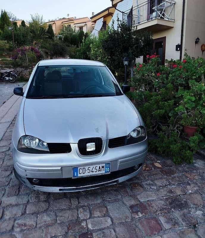 Usata Seat Arosa Stella 50 CV (36 kW) 2002 Utilitaria
