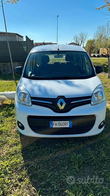 Usata Renault Kangoo 75 CV (55 kW) 2017 Monovolume