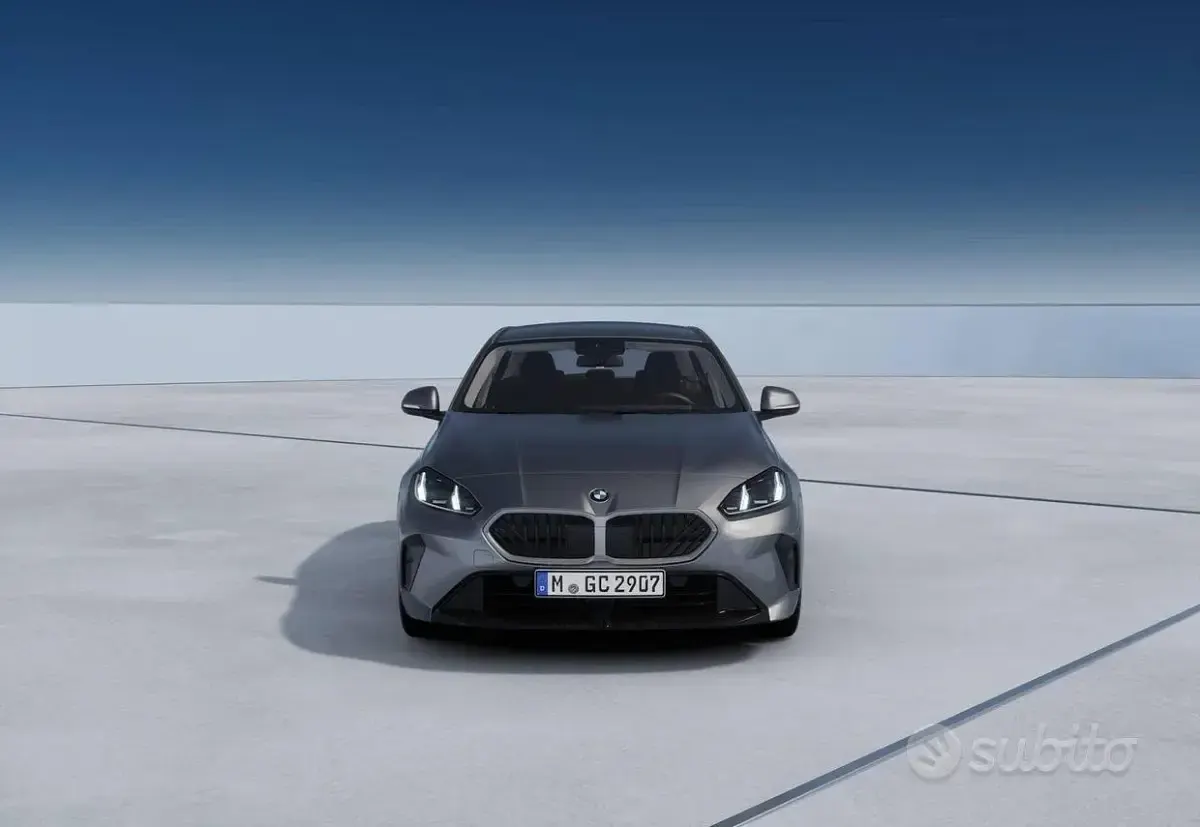 Nuova BMW 116 M Sport 122 CV (89 kW) 2026 Grigio Utilitaria