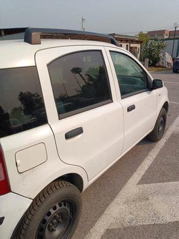 Usata Fiat Panda 4x4 69 CV (50 kW) 2006 Bianco Utilitaria