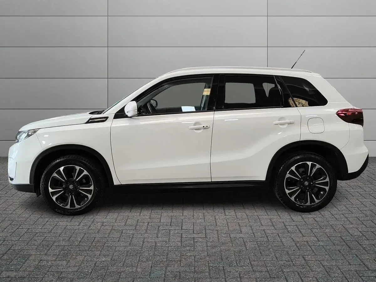 Usata Suzuki Vitara 129 CV (94 kW) 2020 Bianco SUV