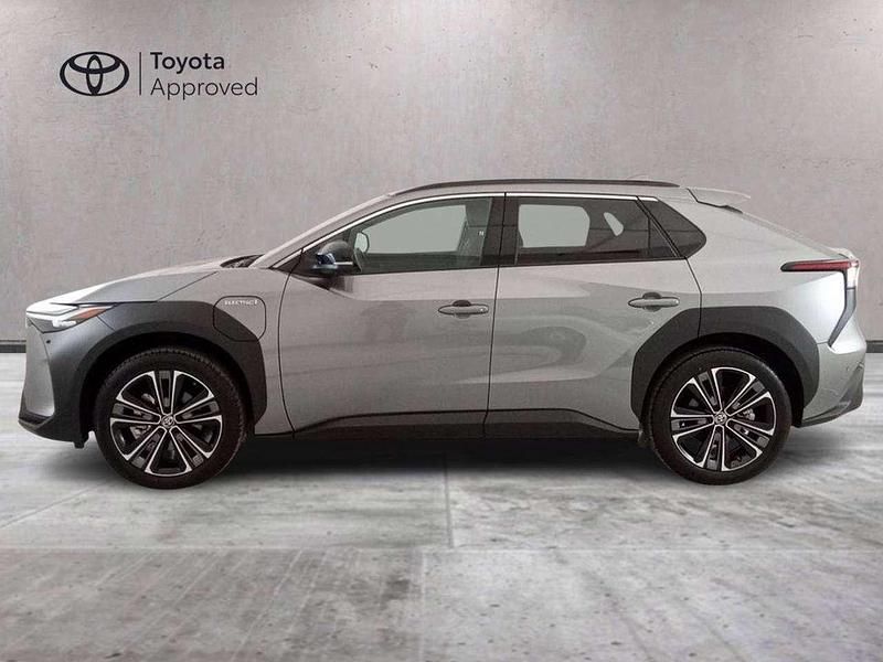 Usata Toyota bZ4X Edition 117 kW (160 CV) 2024 Grigio SUV