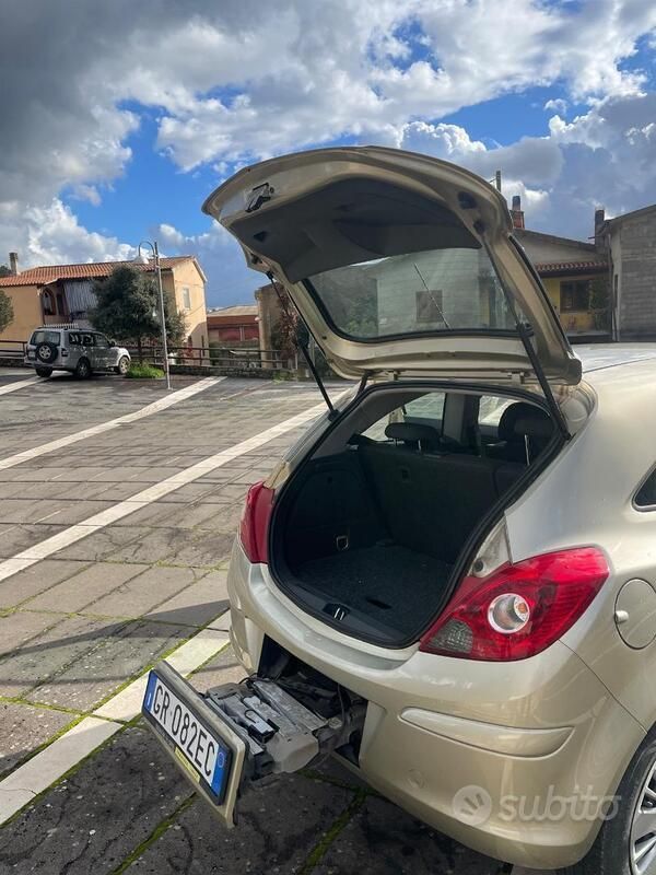 Usata Opel Corsa 60 CV (44 kW) 2008 Utilitaria