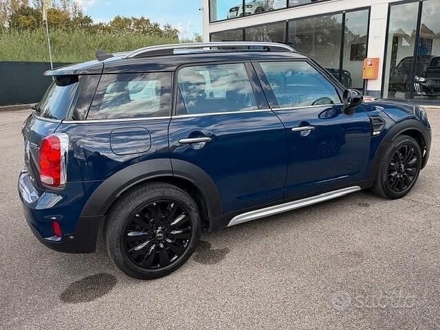 Usata Mini Cooper D Countryman Business 150 CV (110 kW) 2018 Blu SUV
