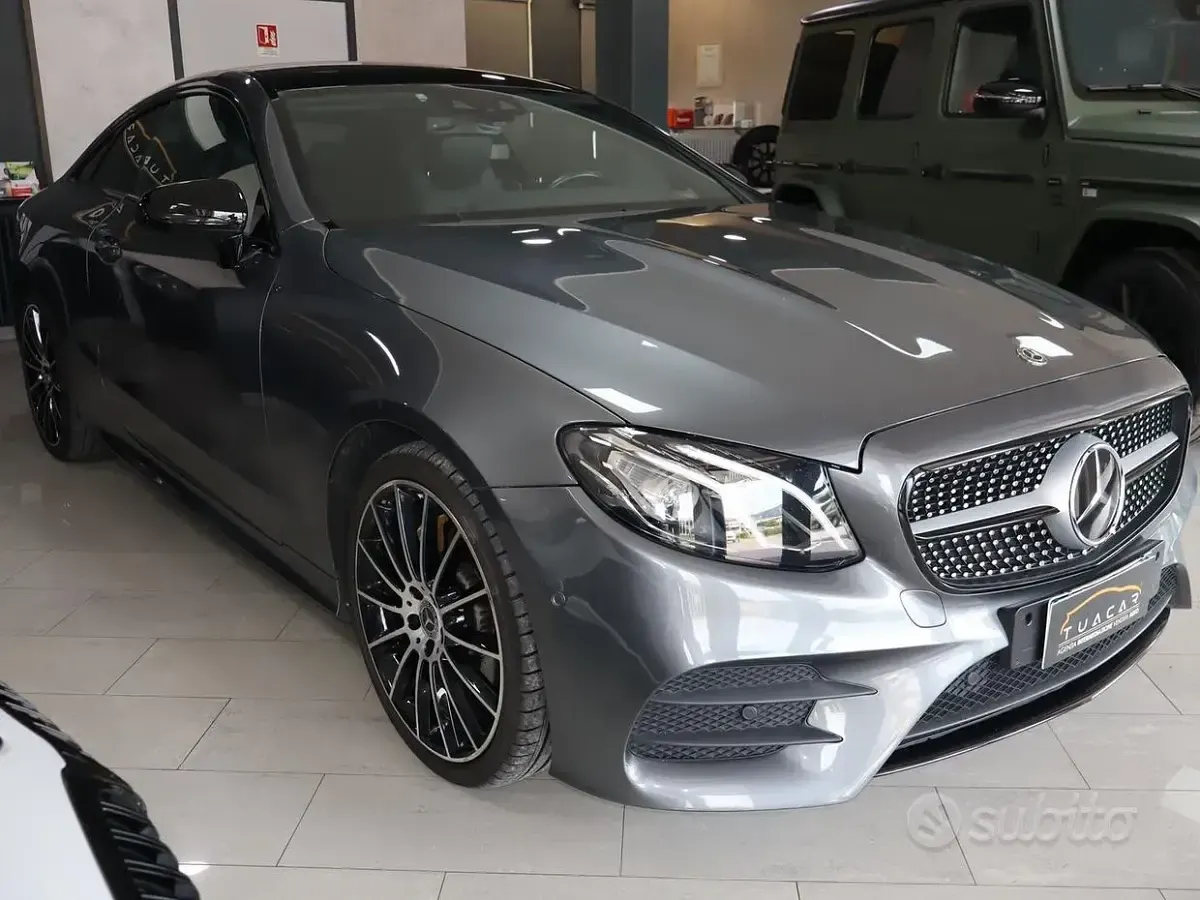 Usata Mercedes E220 Premium Plus 194 CV (142 kW) 2019 Grigio Berlina