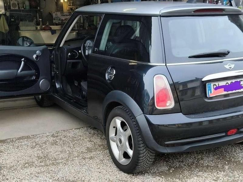 Usata Mini Cooper Seven 116 CV (85 kW) 2006 Utilitaria