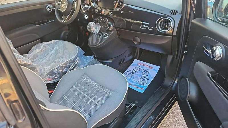 Usata Fiat 500 Lounge 69 CV (50 kW) 2020 Nero Utilitaria