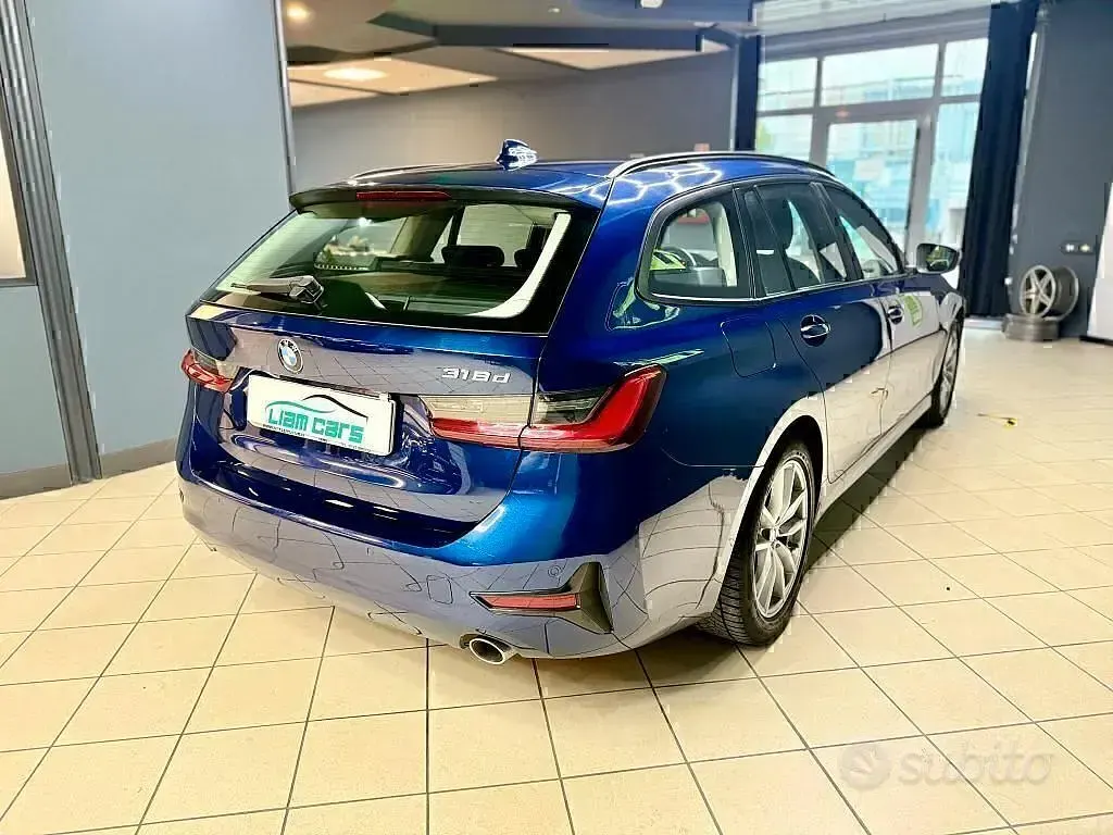 Usata BMW 318 Sport Line 150 CV (110 kW) 2020 Blu Station wagon