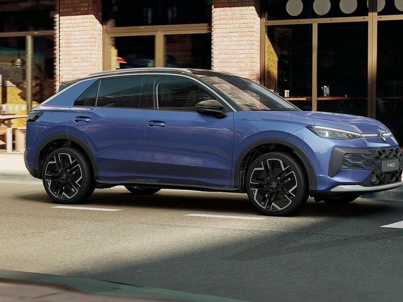Nuova VW T-Roc Style 116 CV (85 kW) 2026 Celestial blue metallizzato ne SUV