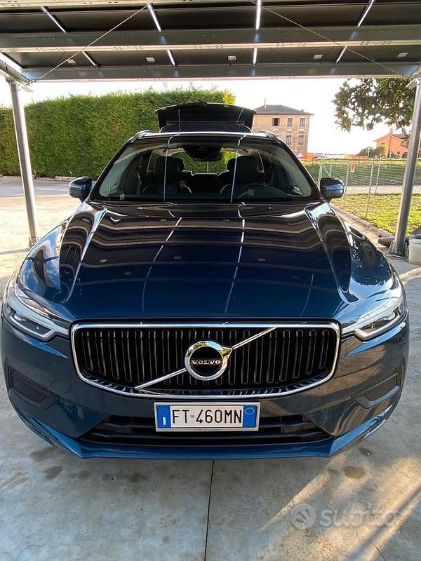 Usata Volvo XC60 Momentum 190 CV (139 kW) 2019 Blu/azzurro SUV