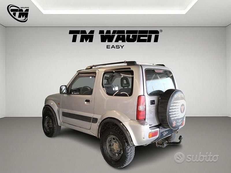 Usata Suzuki Jimny 82 CV (60 kW) 2003 Grigio SUV