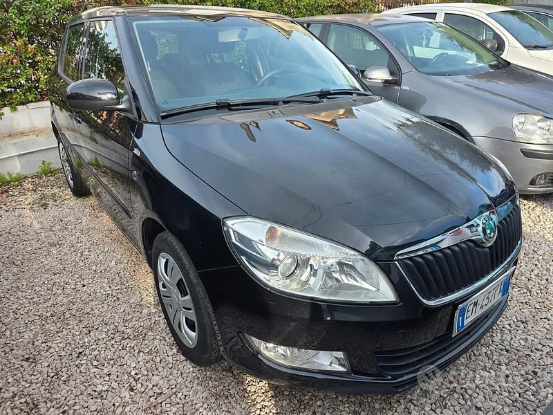 Usata Skoda Fabia Ambition 86 CV (63 kW) 2012 Nero Utilitaria